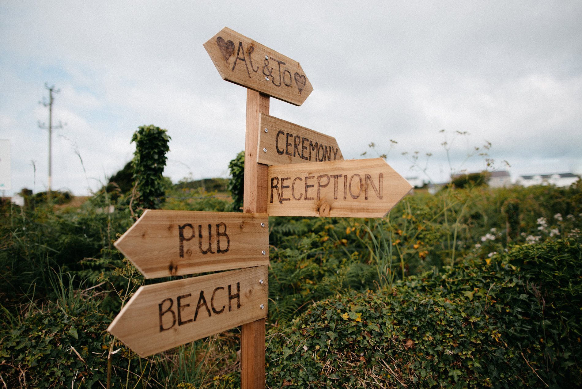 wales wedding photographer