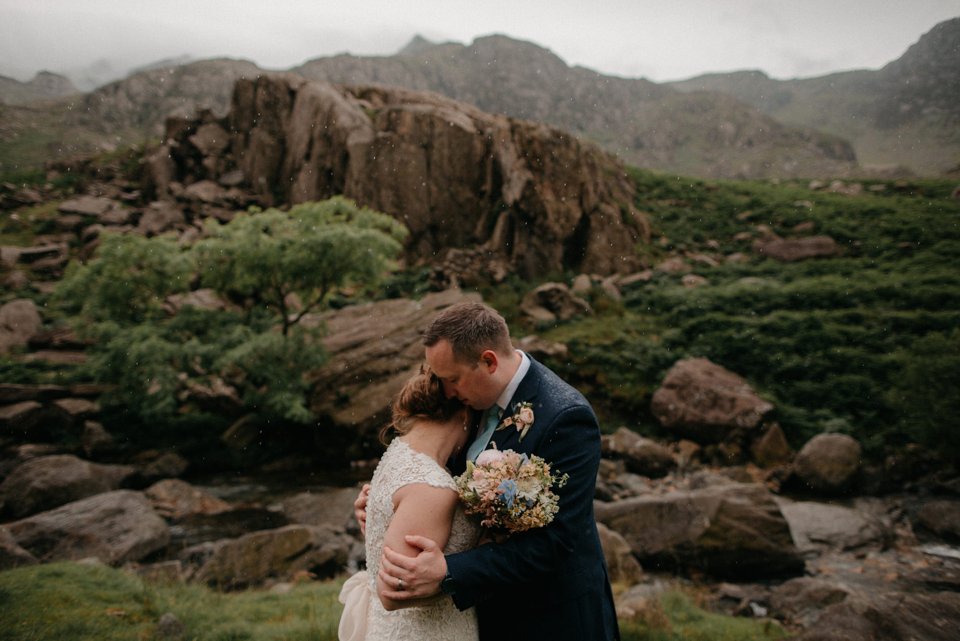 wales wedding photographer