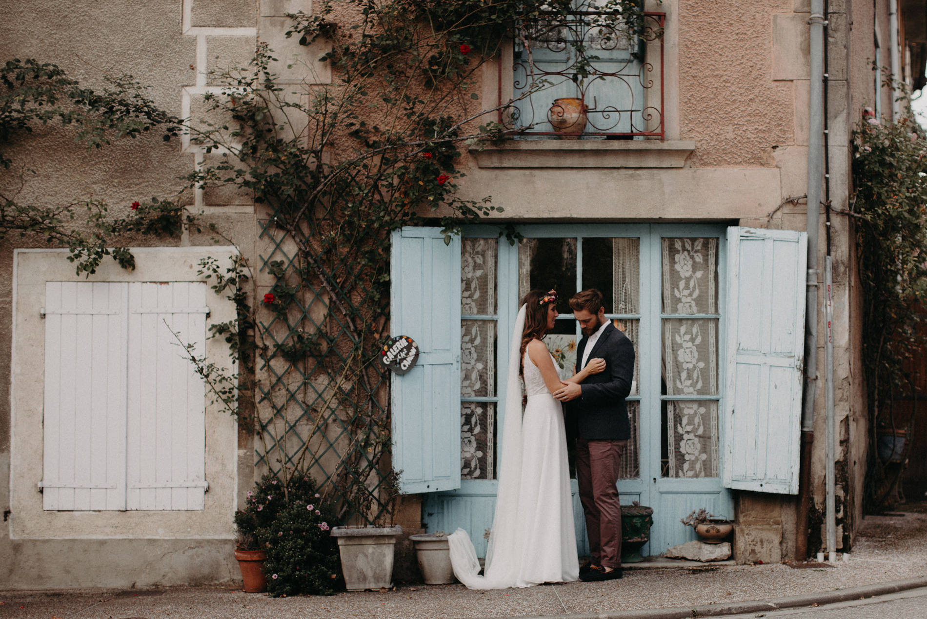 Labbaye chateau de camon wedding