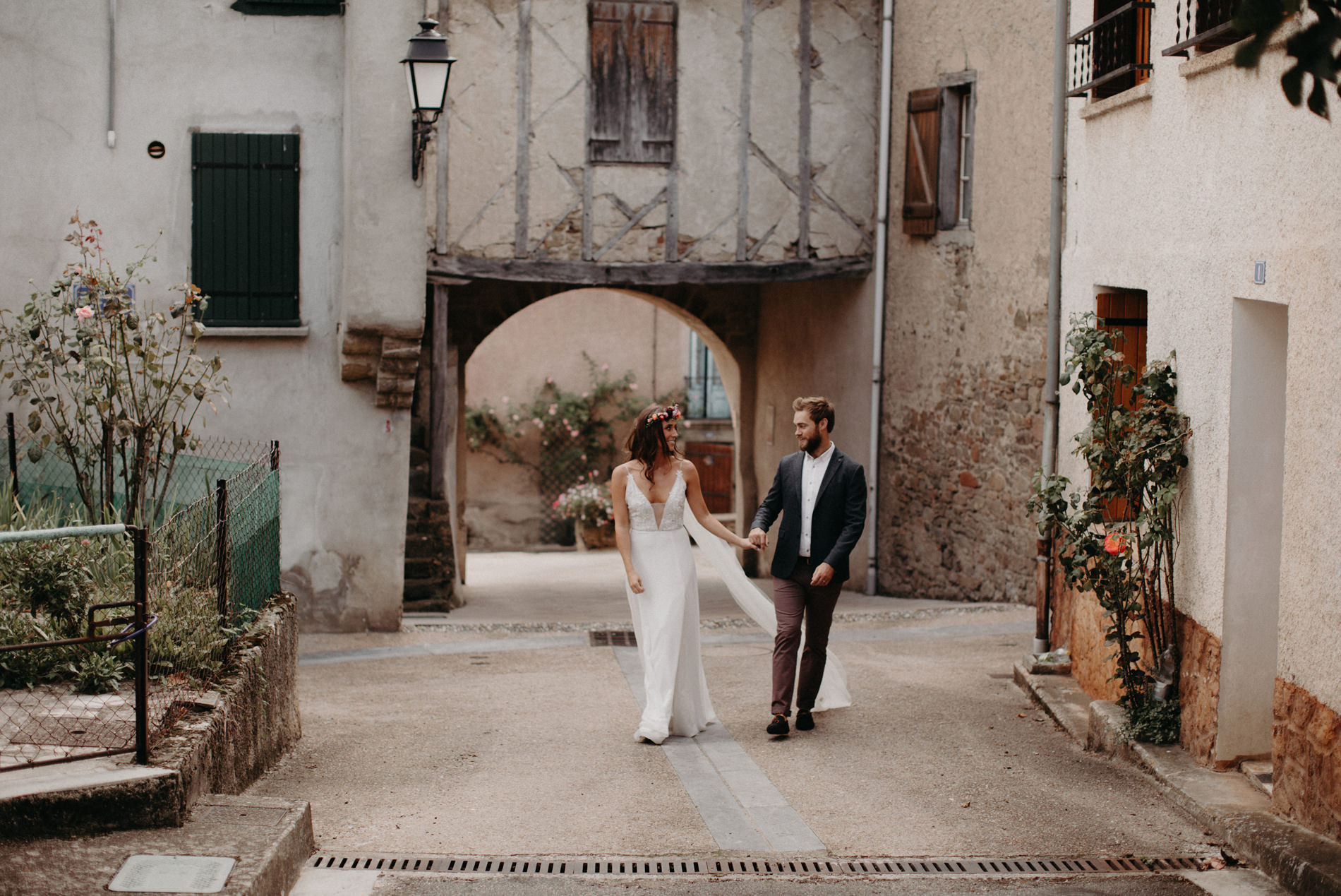 Labbaye chateau de camon wedding