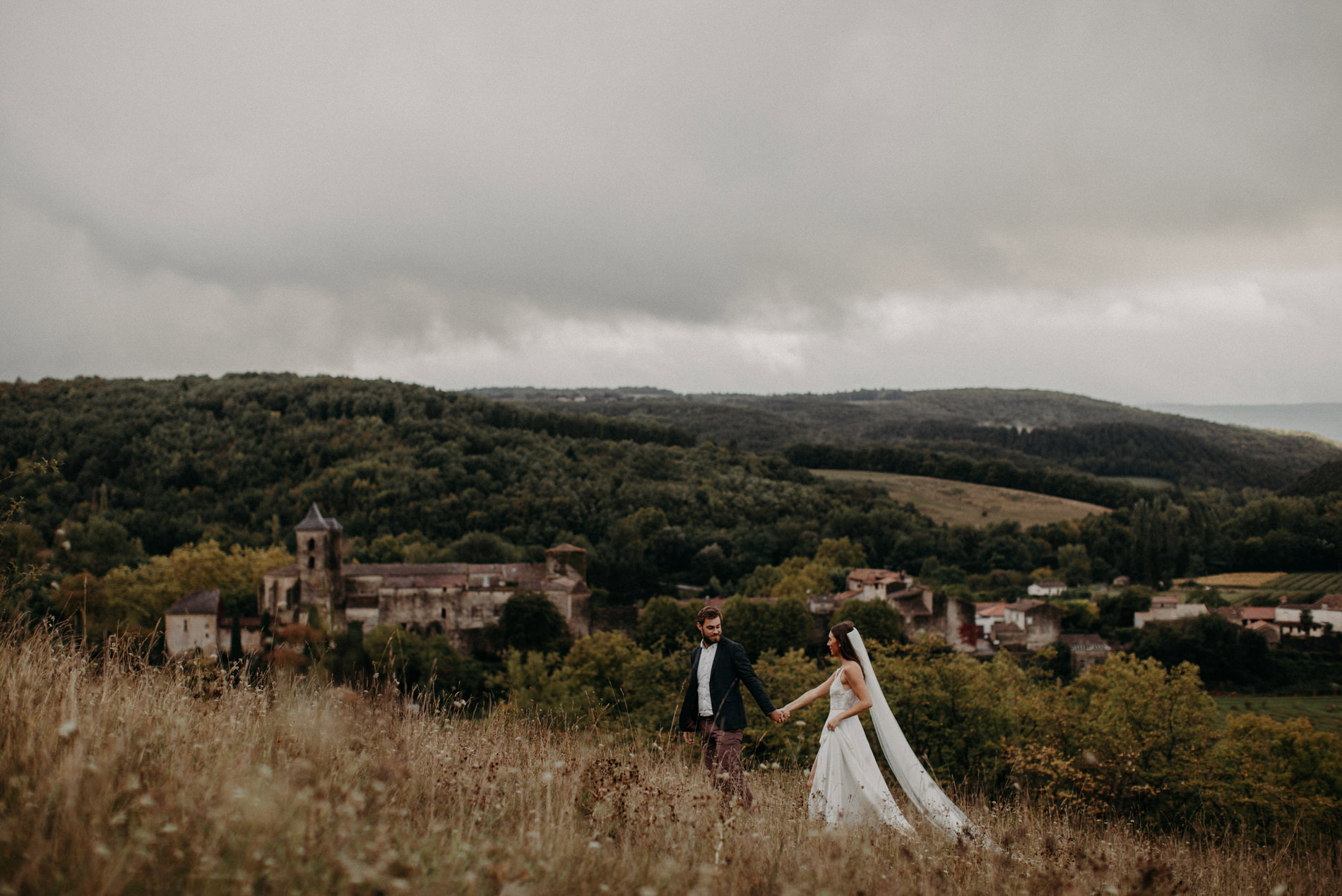 Labbaye chateau de camon wedding